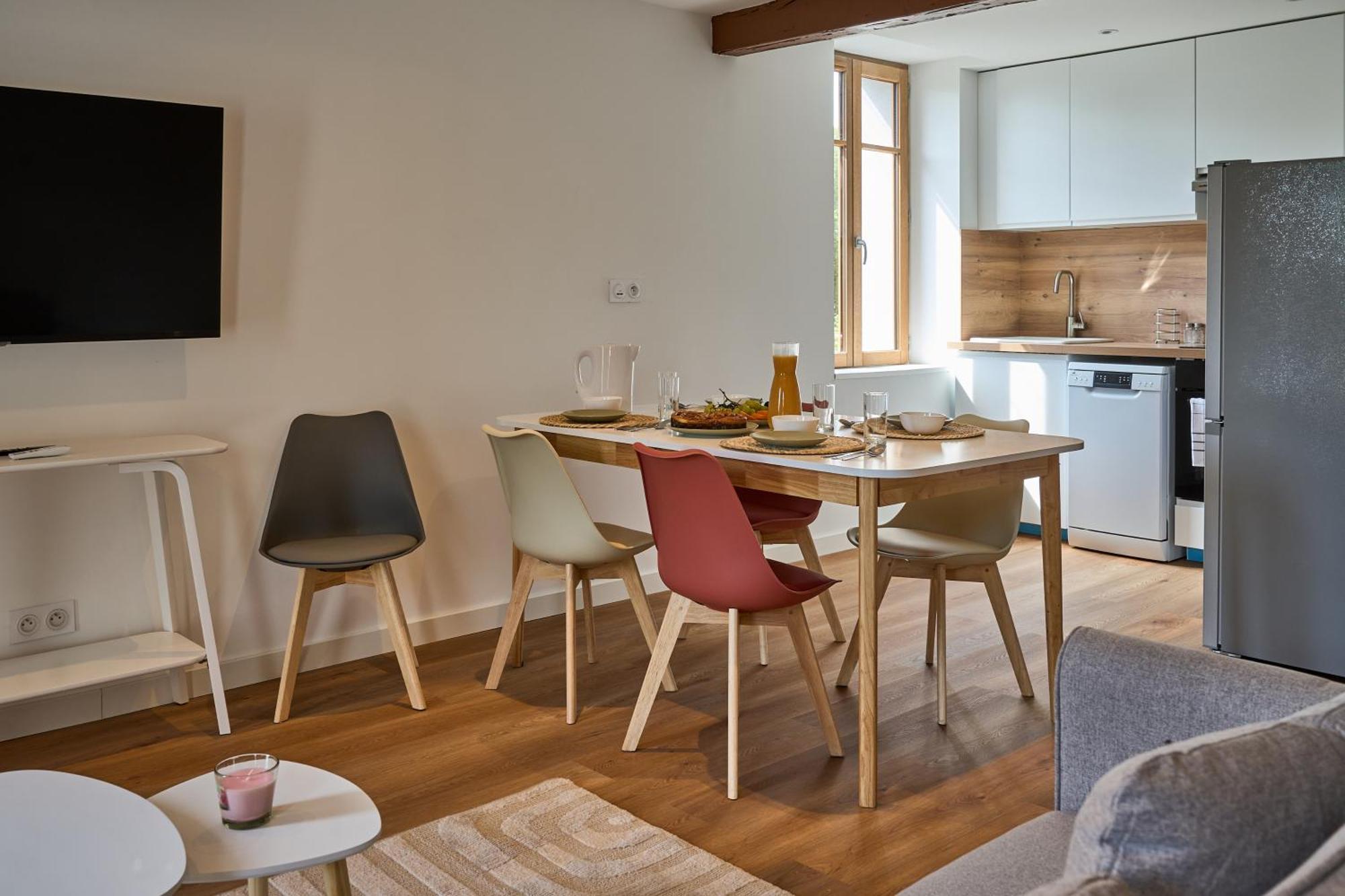 Appartement Le Rempart Harmonieux - Triplex Au Pied De La Cite à Carcassonne Extérieur photo
