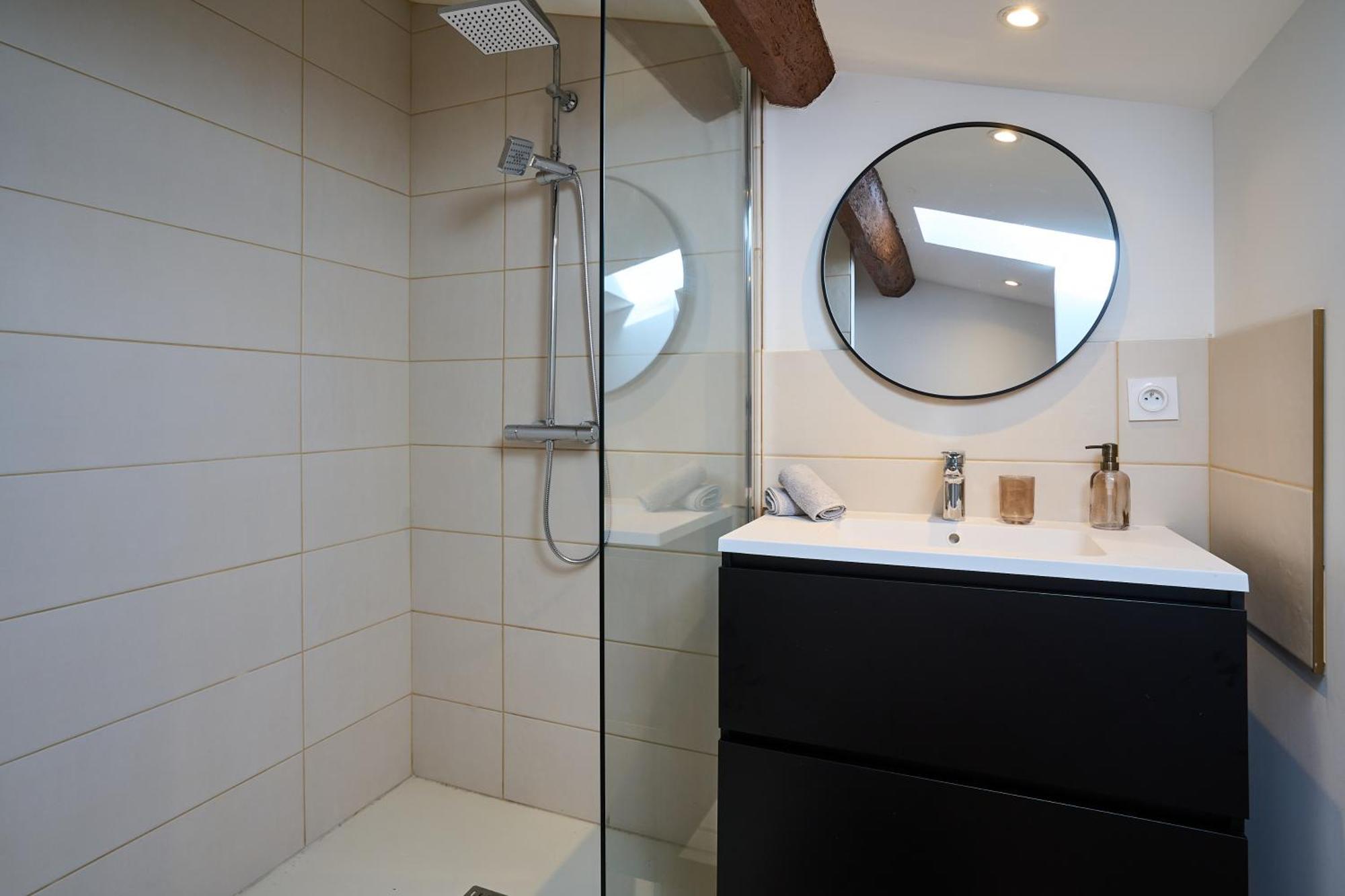 Appartement Le Rempart Harmonieux - Triplex Au Pied De La Cite à Carcassonne Extérieur photo
