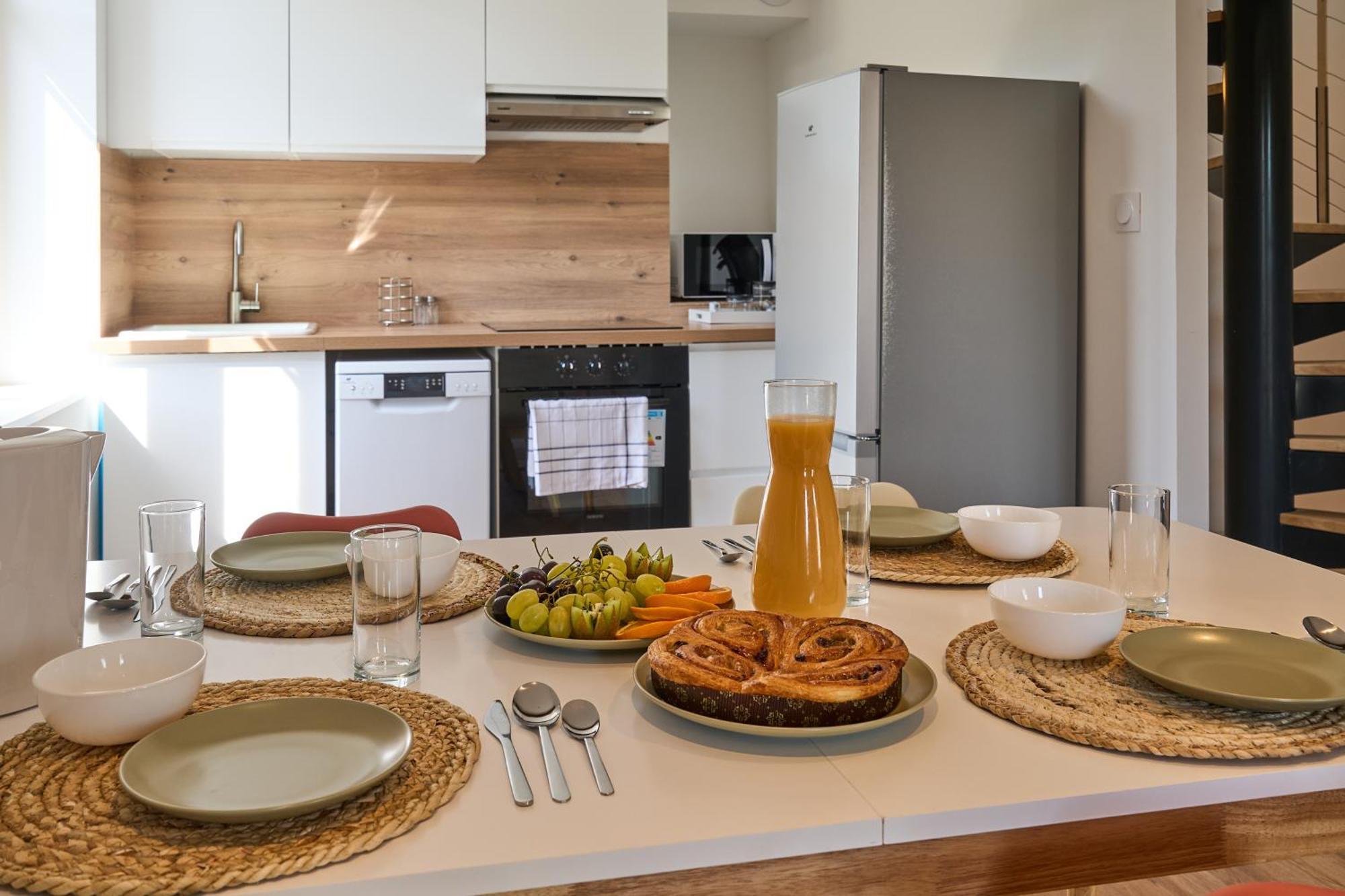 Appartement Le Rempart Harmonieux - Triplex Au Pied De La Cite à Carcassonne Extérieur photo